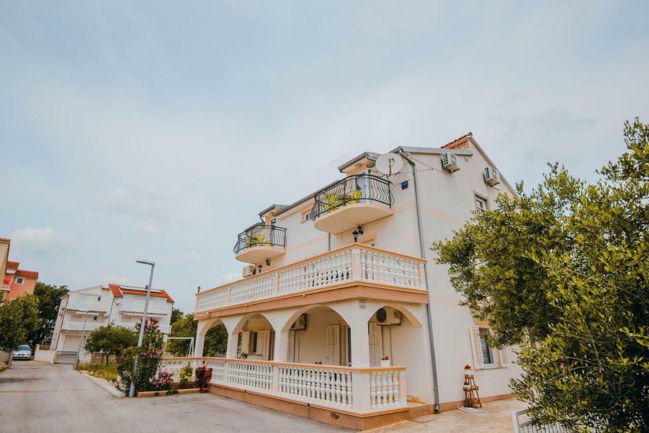 Apartmani Tamaris Vodice Exterior photo