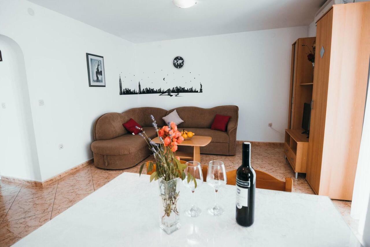 Apartmani Tamaris Vodice Exterior photo